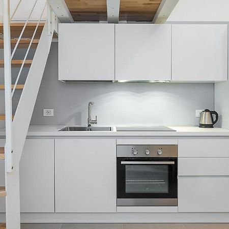 Classbnb - Due Moderni Appartamenti A 1Km Dall'Arco Della Pace Milan Luaran gambar