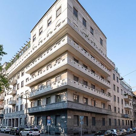 Classbnb - Due Moderni Appartamenti A 1Km Dall'Arco Della Pace Milan Luaran gambar