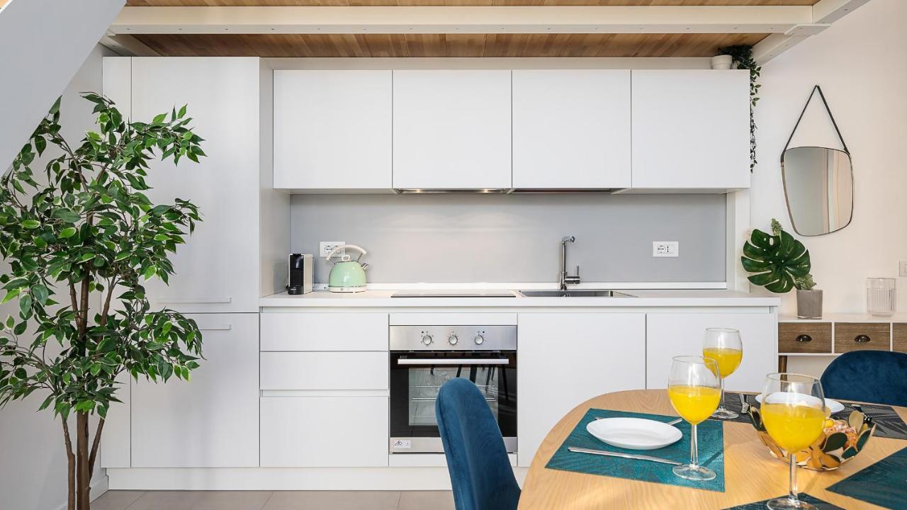 Classbnb - Due Moderni Appartamenti A 1Km Dall'Arco Della Pace Milan Luaran gambar